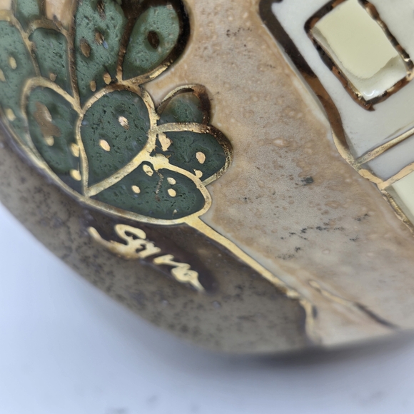 Gina Arrighette Southwestern Pueblo cactus Desert Art Pottery Gold Gilt Vase 22k - Picture 11 of 16